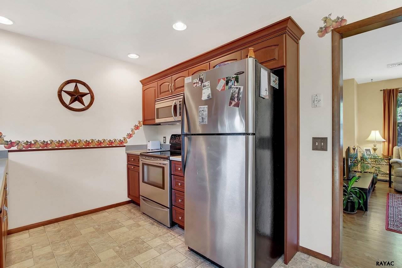 85 Roth's Church Rd., Spring Grove, PA 17362