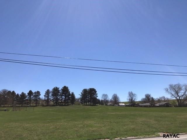 6581 York Rd., Spring Grove, PA 17362