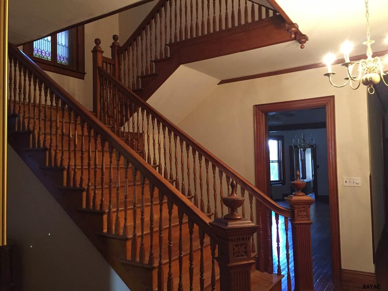 481 W Market St, York, PA 17401