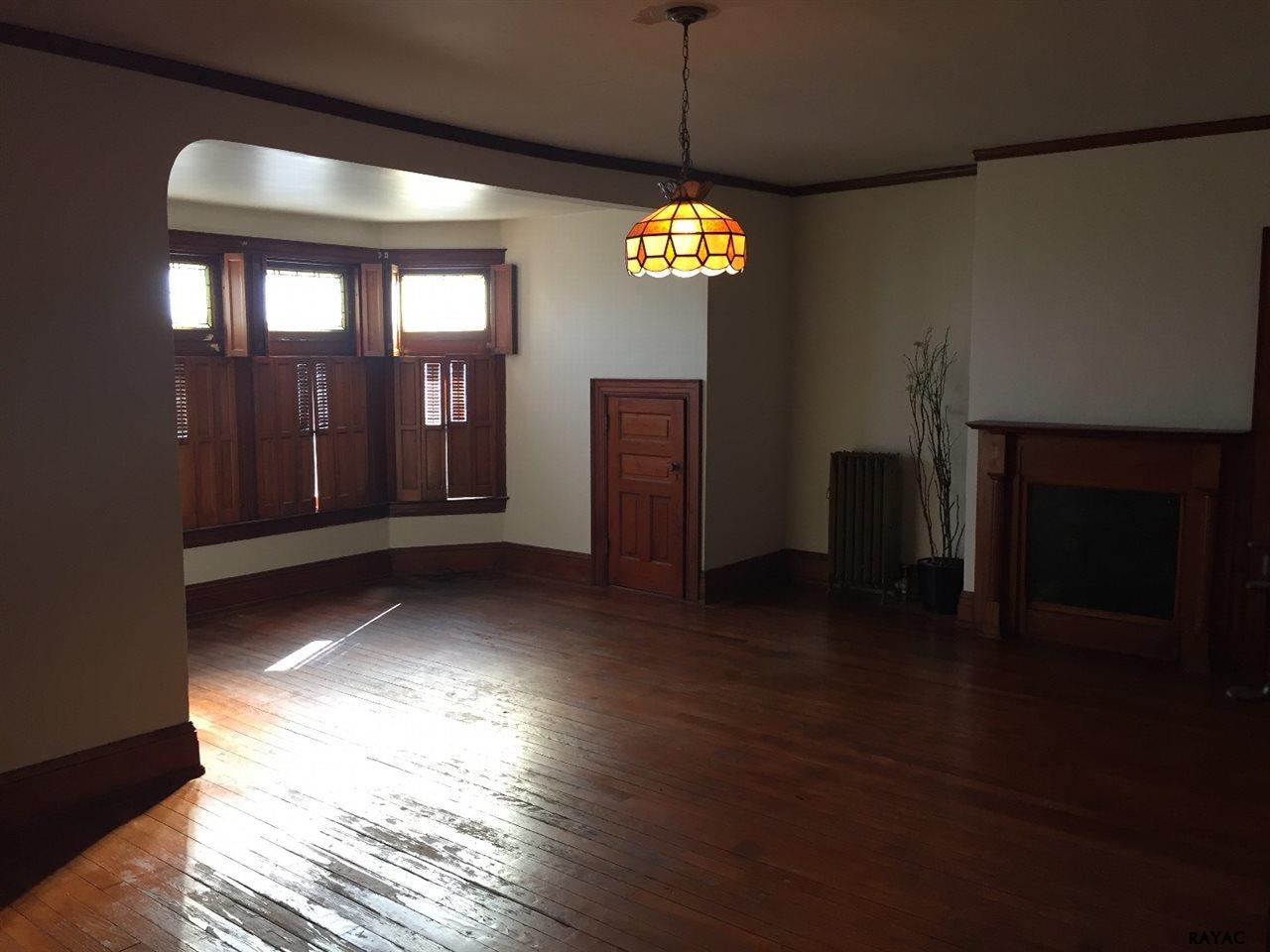 481 W Market St, York, PA 17401