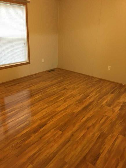 Yorkanna Mobile Home Park 144 Lisa CircleYork, PA 17402
