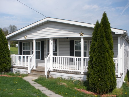 Hilltop Mobile Home Village 9 Pleasant Hills Ave.Akron, PA 17501