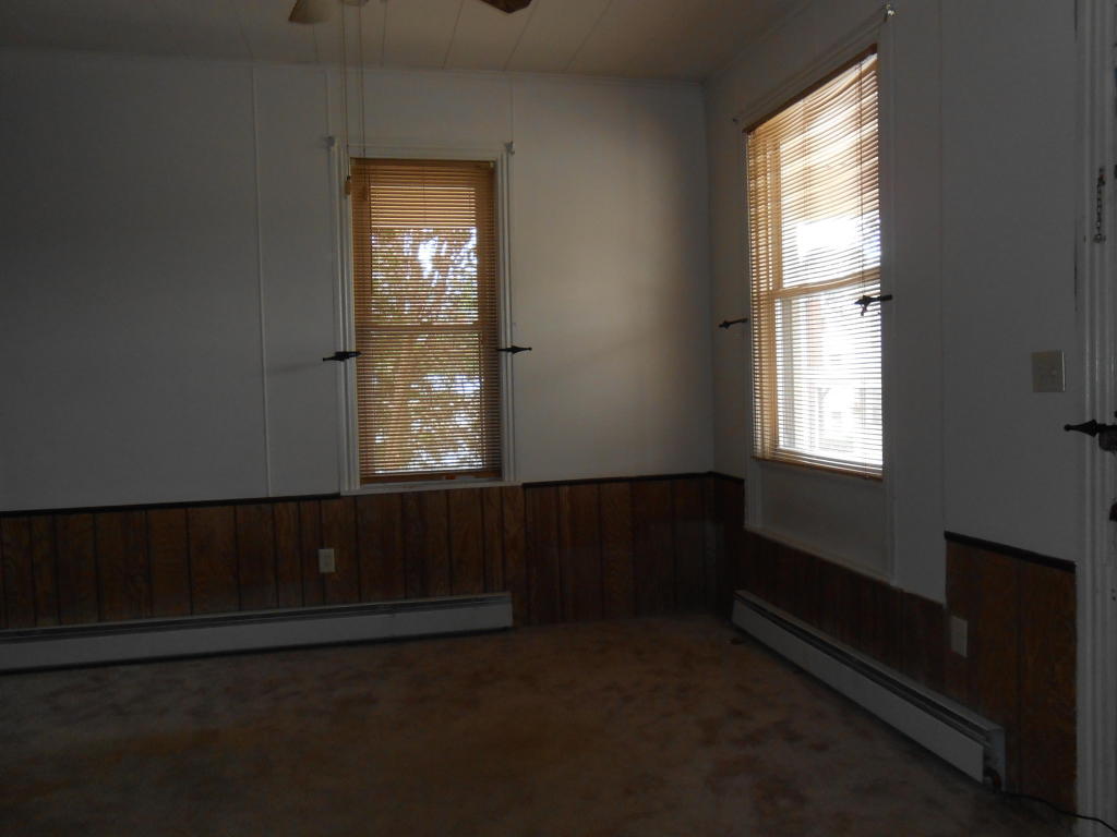 21 & 23 W MAIN STREET, Reinholds, PA 17522
