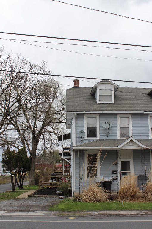 145 E MAIN STREET, Landisville, PA 17538
