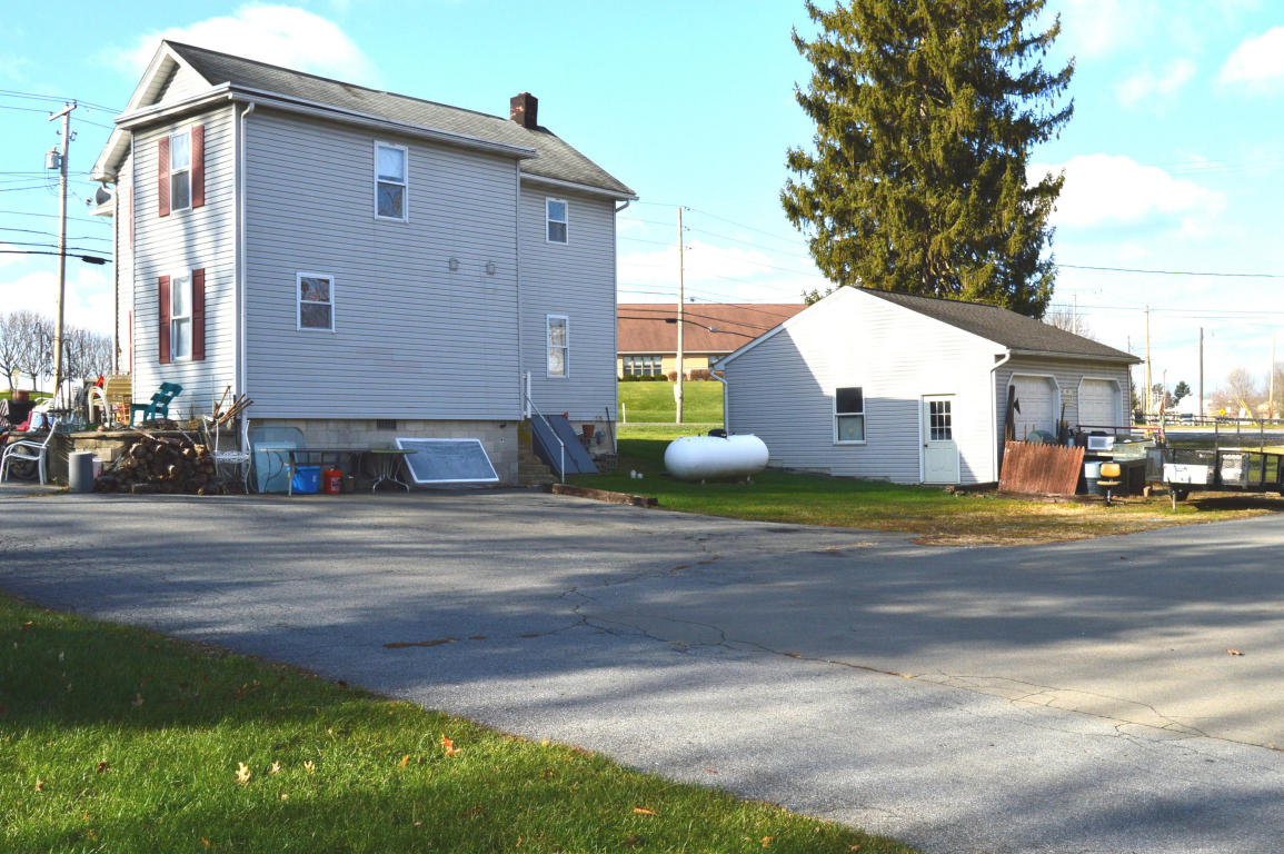 815 ROTHSVILLE ROAD, Lititz, PA 17543