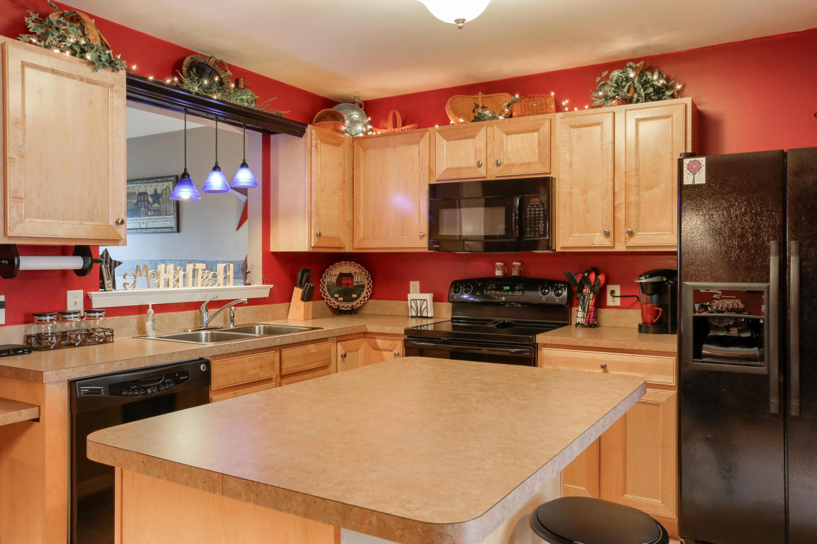 404 SHADETREE BOULEVARD, Marietta, PA 17547