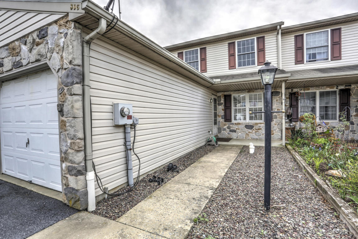 306 GROFFDALE ROAD, Quarryville, PA 17566