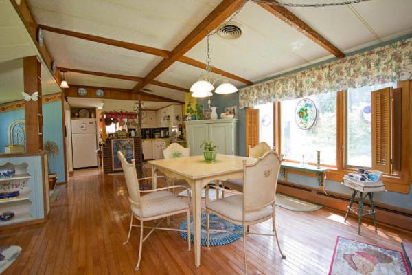 148 Eden Rd