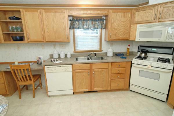 Eastwood Village 104 Summers DriveLancaster, PA 17601
