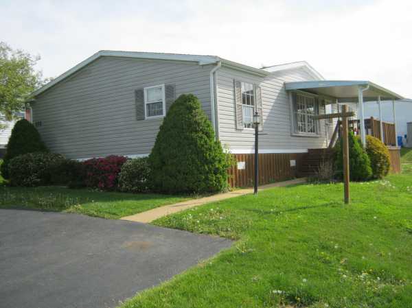 Pheasant Ridge 102 Saddleford Court SouthLancaster, PA 17603
