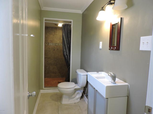 110 Schoolhouse Road, Bloomsburg, PA 17815