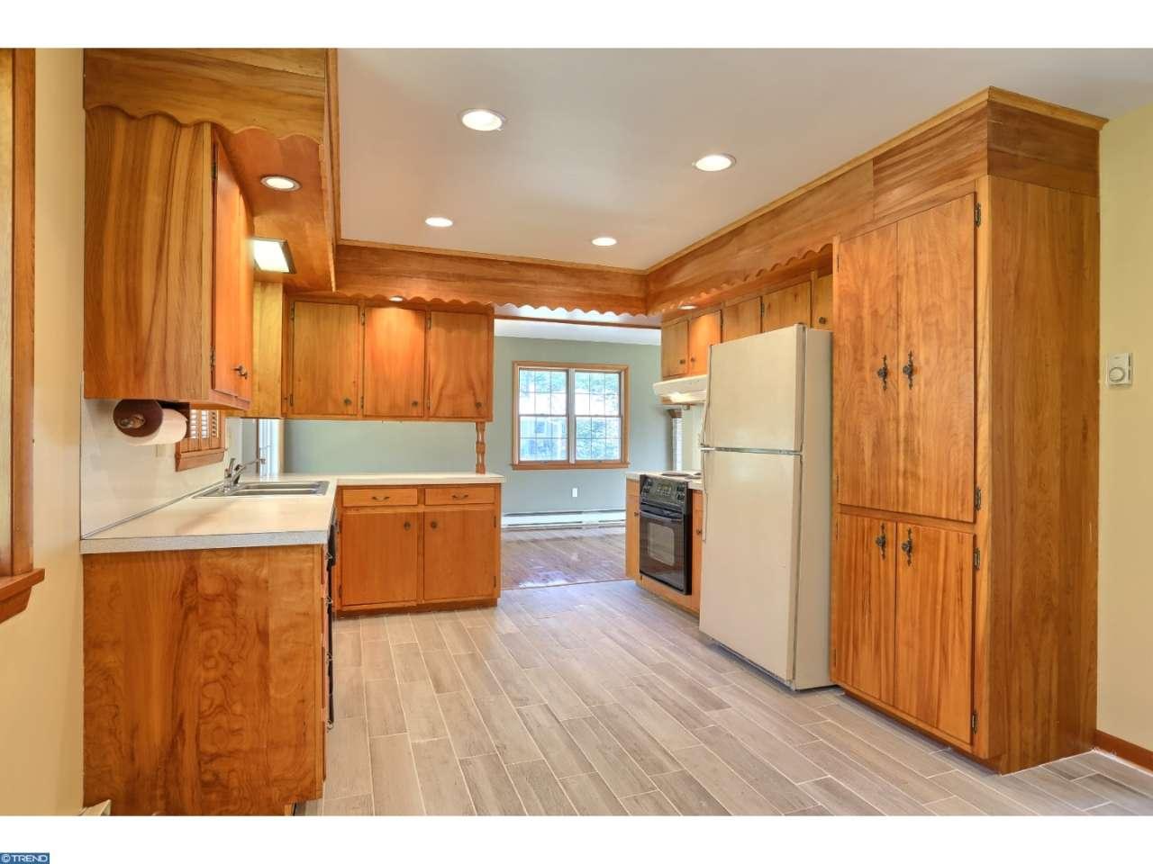 1034WOODLAND DRIVE, Pottsville, PA 17901
