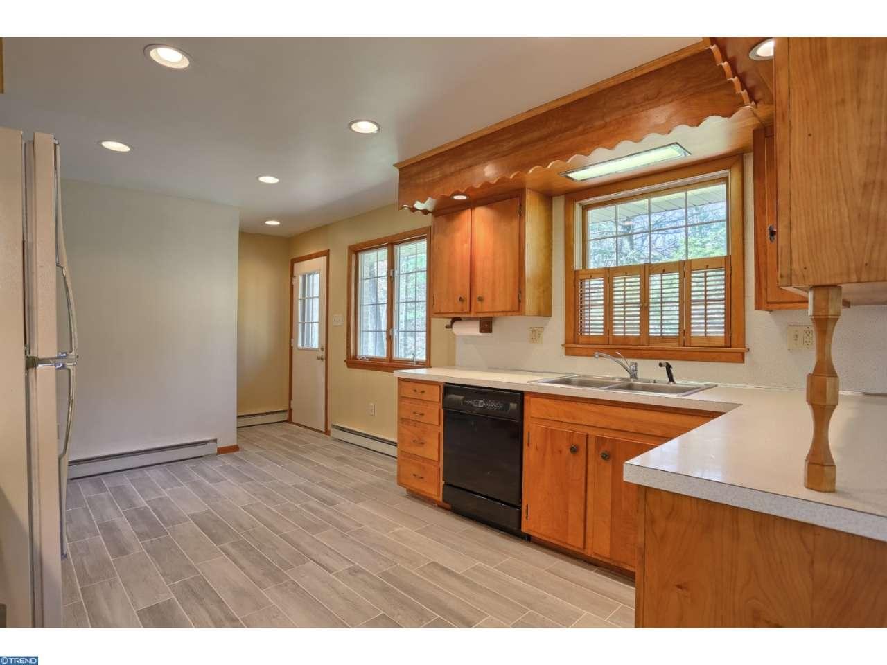 1034WOODLAND DRIVE, Pottsville, PA 17901