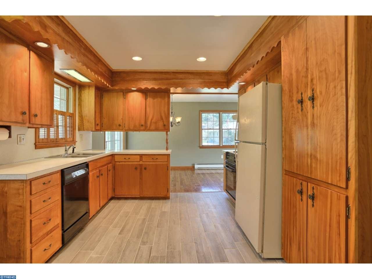 1034WOODLAND DRIVE, Pottsville, PA 17901