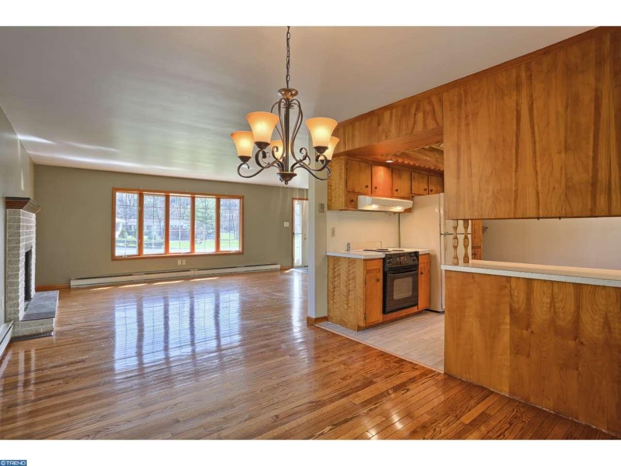 1034WOODLAND DRIVE, Pottsville, PA 17901