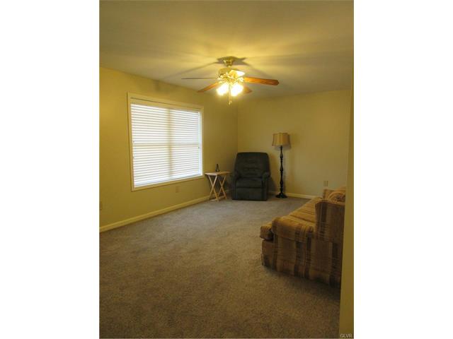 290 Erdman Street, Bangor Borough, PA 18013