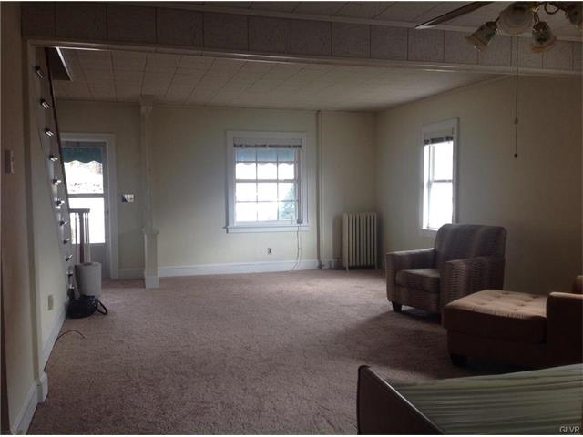 542 Linden Avenue, Bangor Borough, PA 18013