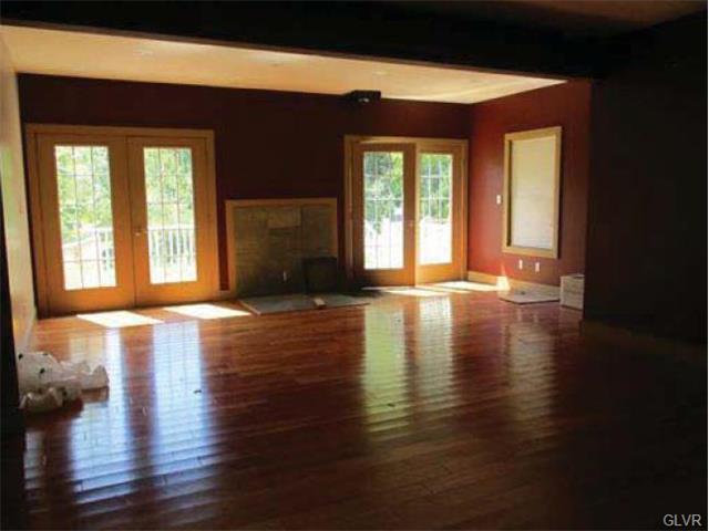 2201 Ridge Road, Upper Mt Bethel Twp, PA 18013