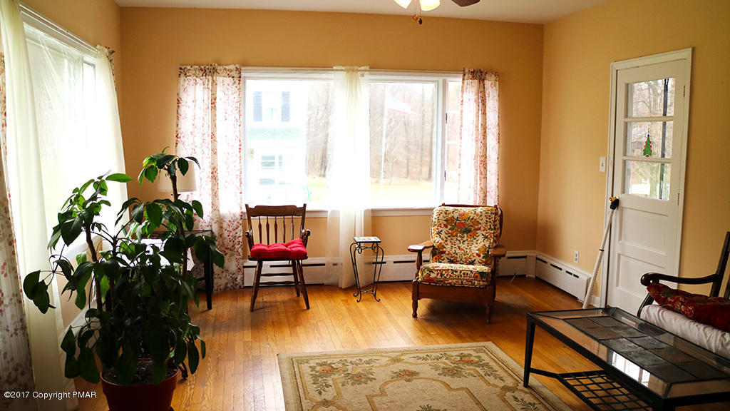 15North St, Bangor, PA 18013