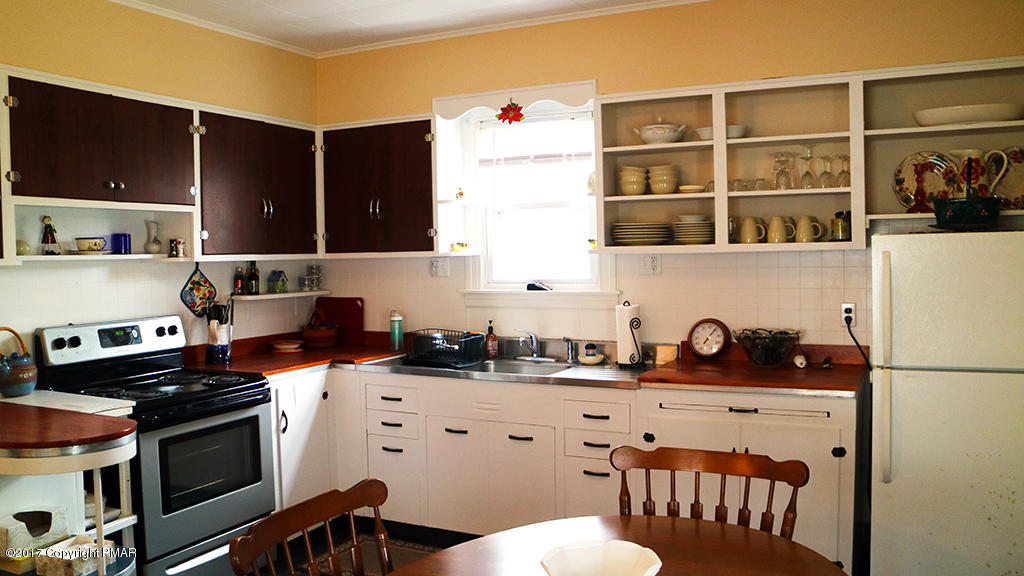 15North St, Bangor, PA 18013
