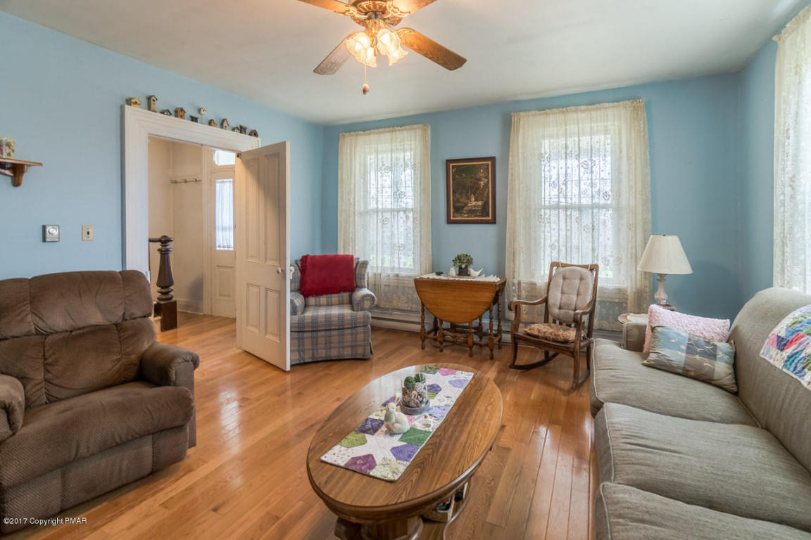 509Monocacy Dr, Bath, PA 18014