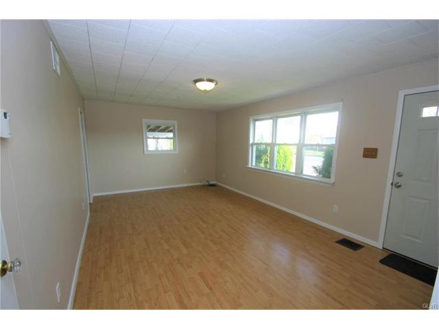 1627 Lansdale Avenue, Bethlehem City, PA 18017