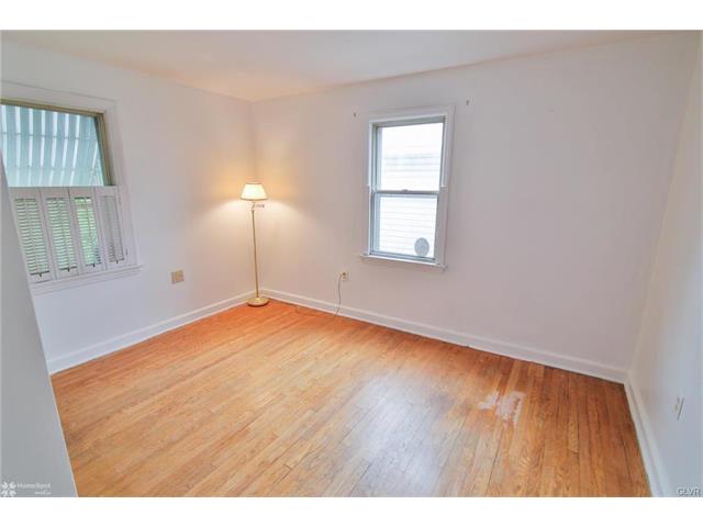 1011 Elm Street, Bethlehem City, PA 18018