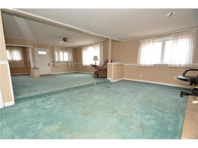 1910 Hilltop Terrace, Bethlehem City, PA 18018