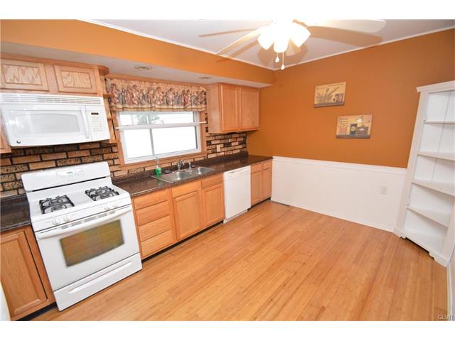 1910 Hilltop Terrace, Bethlehem City, PA 18018