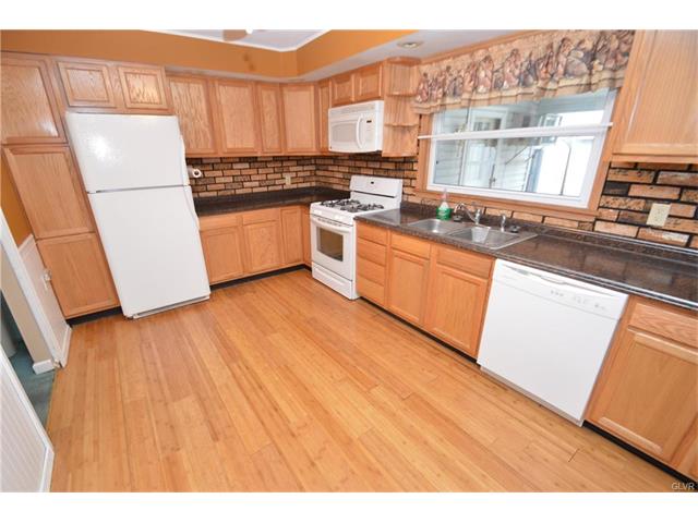 1910 Hilltop Terrace, Bethlehem City, PA 18018