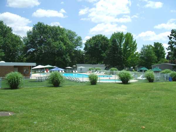 Green Acres 9114 S. Primrose CirBreinigsville, PA 18031