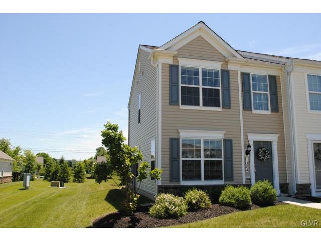 1384 Artisan Court, Upper Macungie, PA 18031