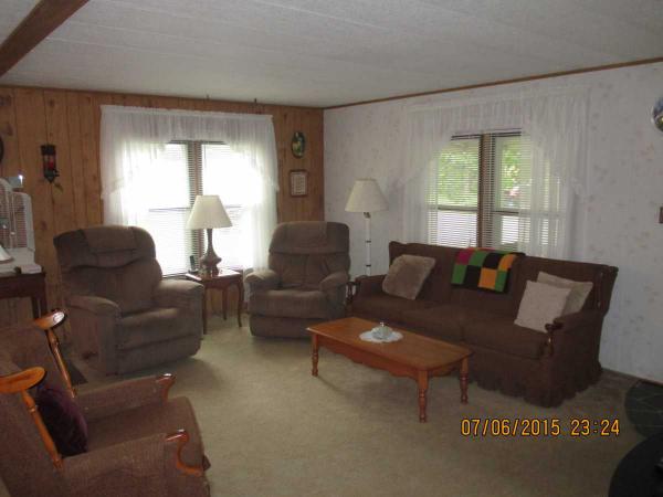 Green Acres 8816 Breinig Run CirBreinigsville, PA 18031
