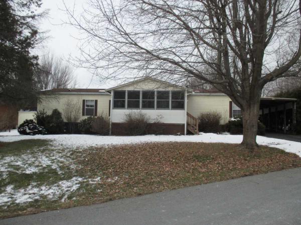 Green Acres 1016 Redwood DriveBreinigsville, PA 18031