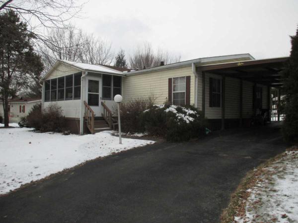 Green Acres 1016 Redwood DriveBreinigsville, PA 18031