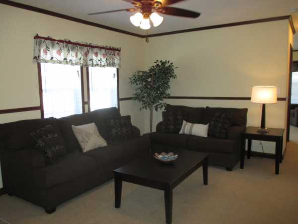 Green Acres 9133 N. Primrose CirBreinigsville, PA 18031