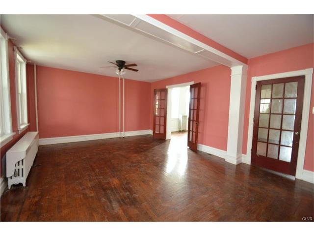 509 Walnut Street, Catasauqua Borough, PA 18032