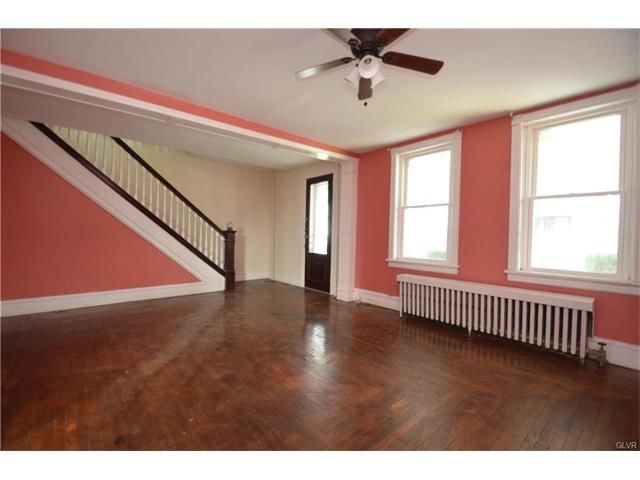 509 Walnut Street, Catasauqua Borough, PA 18032