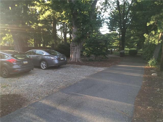 527 Old Mill Road, Forks Twp, PA 18040
