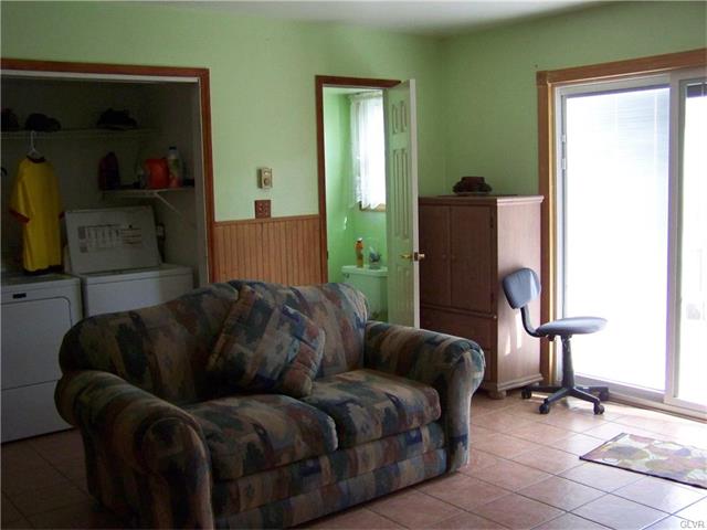 238 Vista Drive, Easton, PA 18042