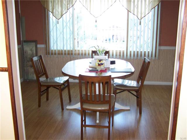 238 Vista Drive, Easton, PA 18042