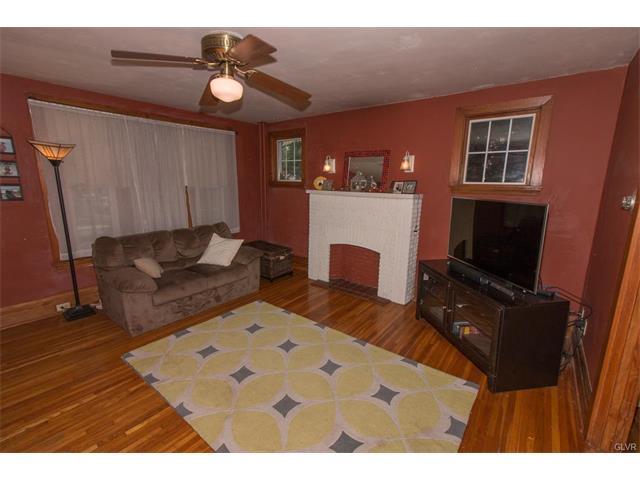 202 N 2ND ST, Emmaus Borough, PA 18049