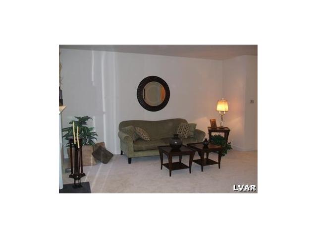 361 Hawthorn Lane, Whitehall Twp, PA 18052