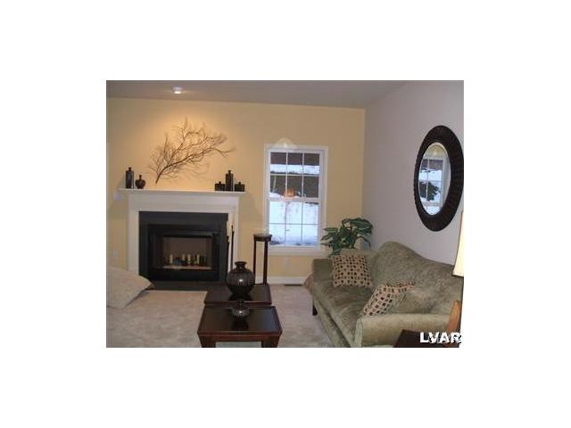 361 Hawthorn Lane, Whitehall Twp, PA 18052