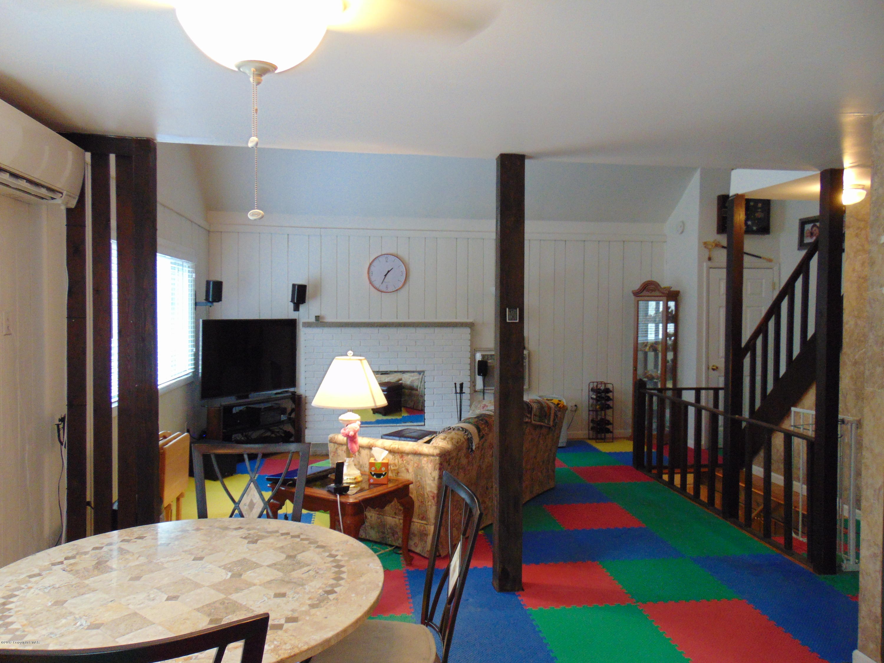3037 Pleasant View Drive, Kunkletown, PA 18058