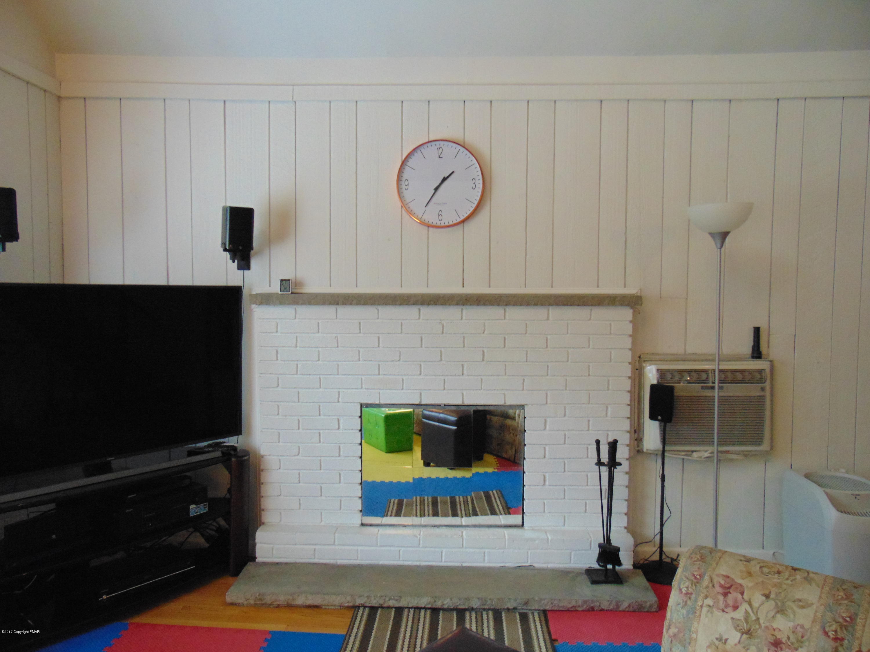 3037 Pleasant View Drive, Kunkletown, PA 18058