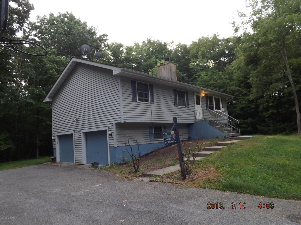 107Plum Dr, Kunkletown, PA 18058