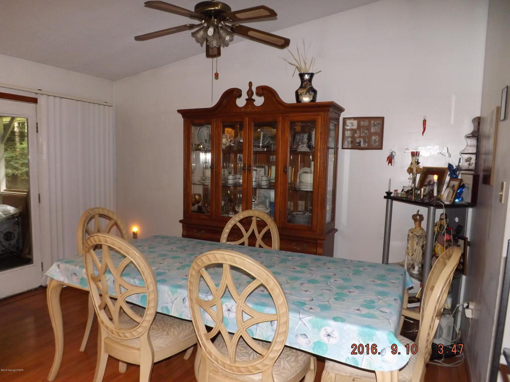 107Plum Dr, Kunkletown, PA 18058