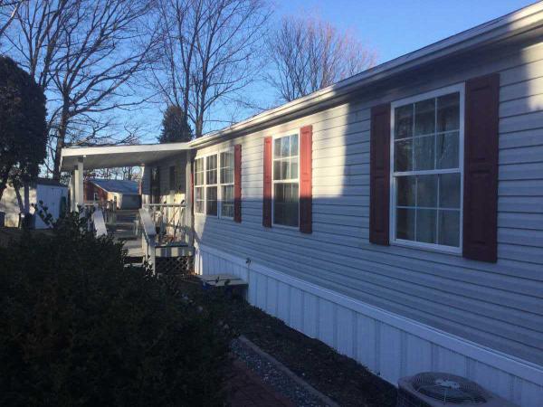Mountain Village Manufactured Home Community 30 Willington DrMacungie, PA 18062