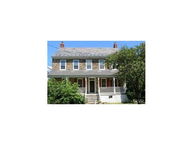 490 Walnut Drive, Lehigh Township, PA 18067